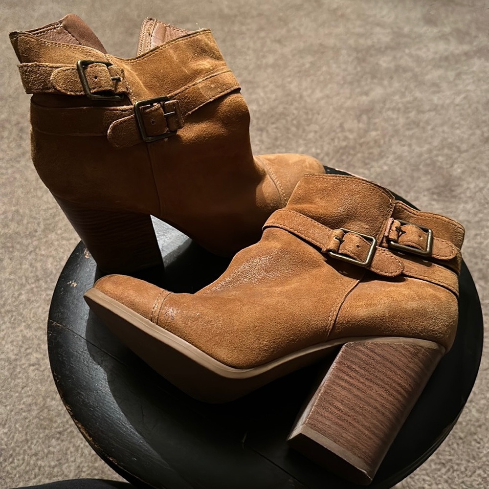 Lucky Brand booties